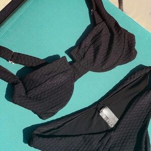 Vetchy Black Textured Bikini Set Size Small